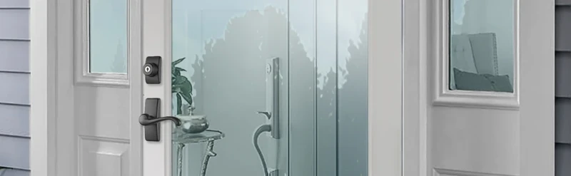Product feature room screen door pull handle Product feature room screen door pull handle