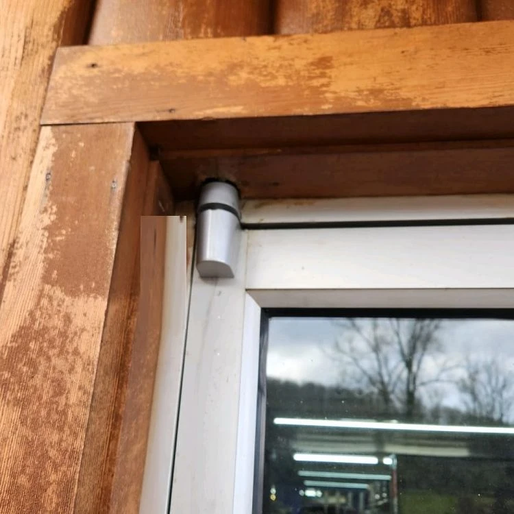 product feature wood door handing guide